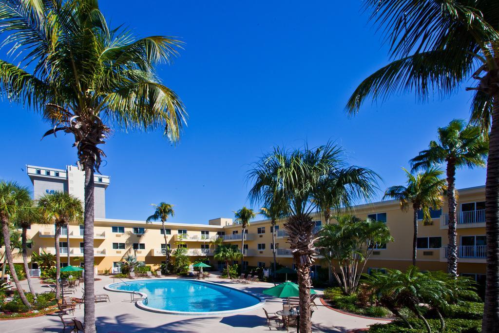 Holiday Inn Coral Gables / University Екстериор снимка